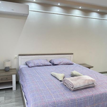 Apartament Deluxe Karina-Free Parking Burgas Bagian luar foto
