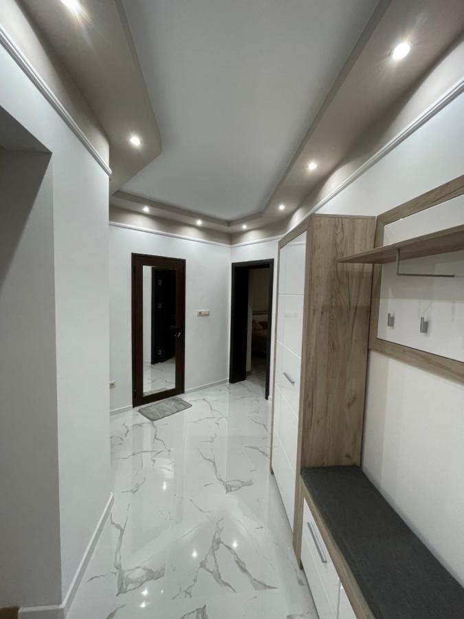 Apartament Deluxe Karina-Free Parking Burgas Bagian luar foto