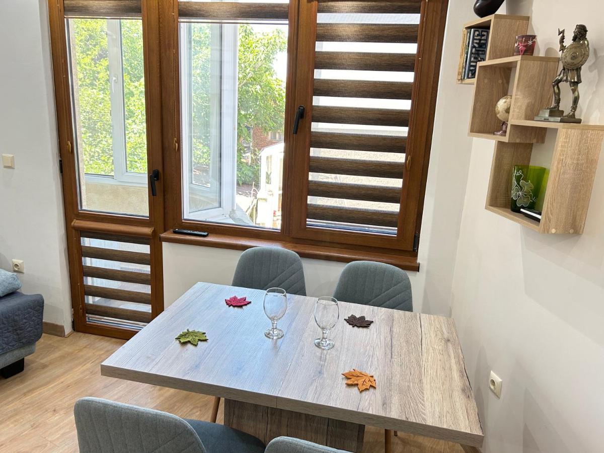 Apartament Deluxe Karina-Free Parking Burgas Bagian luar foto