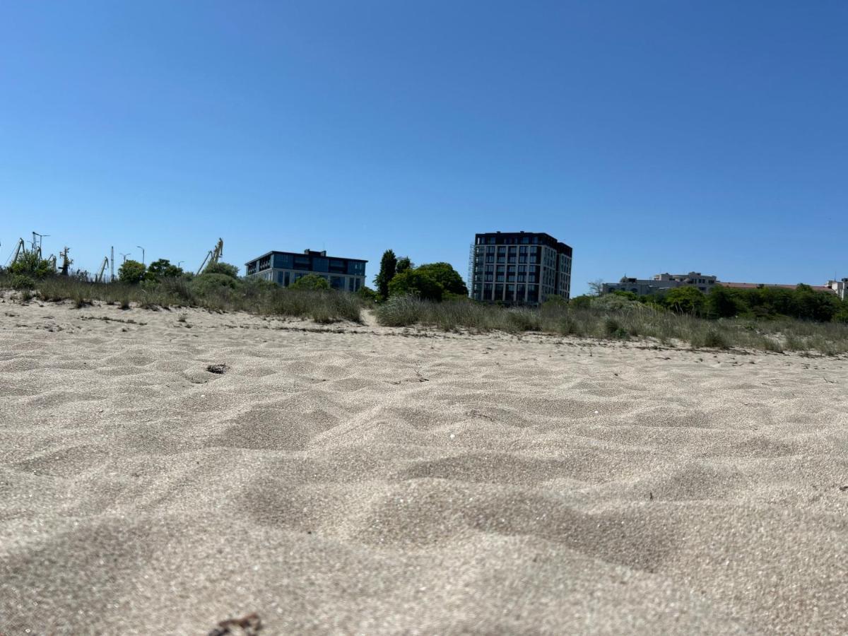 Apartament Deluxe Karina-Free Parking Burgas Bagian luar foto