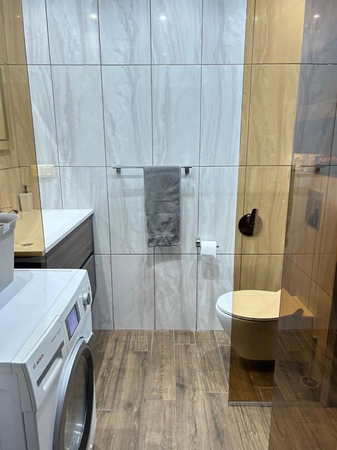 Apartament Deluxe Karina-Free Parking Burgas Bagian luar foto